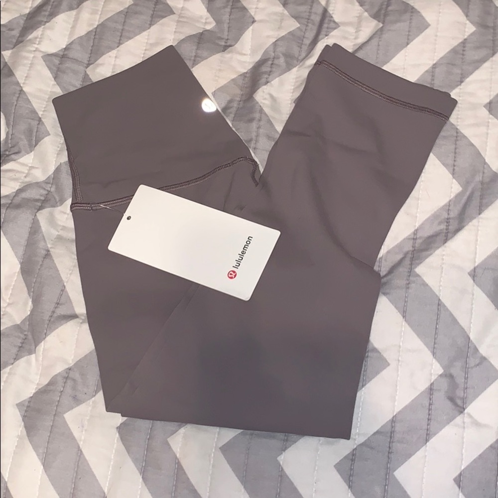 NWT align crop